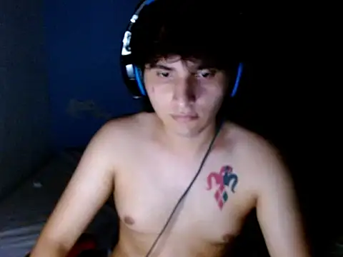 Snapshot of Charley_quin chatting on 03-08-26, 03:21 Charley quin online show from 03-08-26, 03:21