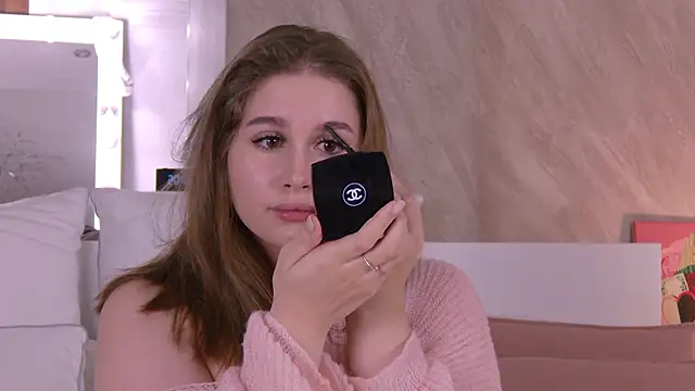 EllieHayes online show from 11-03-25, 05:03