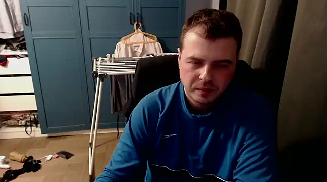 Snapshot of CuteMan33 chatting on 02-21-25, 03:45 CuteMan33 online show from 02-21-25, 03:45