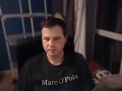 Snapshot of CuteMan33 chatting on 10-22-25, 10:20 CuteMan33 online show from 10-22-25, 10:20