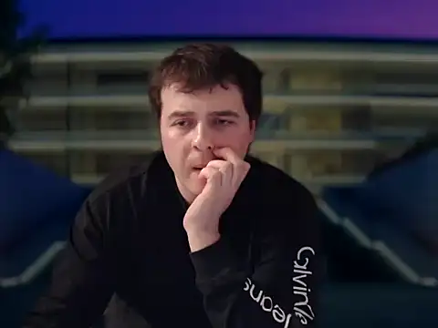 Snapshot of CuteMan33 chatting on 12-16-25, 11:32 CuteMan33 online show from 12-16-25, 11:32