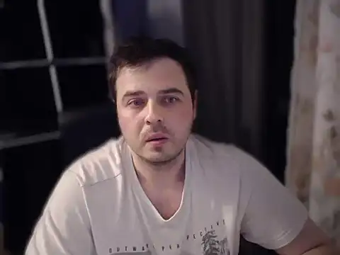 Snapshot of CuteMan33 chatting on 02-28-26, 10:44 CuteMan33 online show from 02-28-26, 10:44