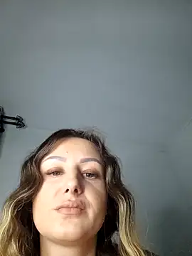 Snapshot of AudreyJoy chatting on 01-03-25, 10:19 AudreyJoy online show from 01-03-25, 10:19