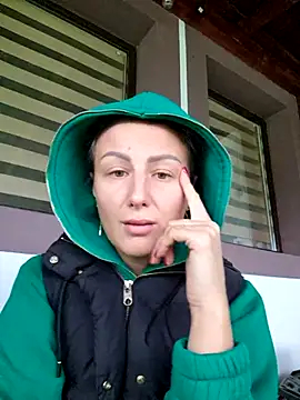 Snapshot of AudreyJoy chatting on 10-02-25, 05:47 AudreyJoy online show from 10-02-25, 05:47
