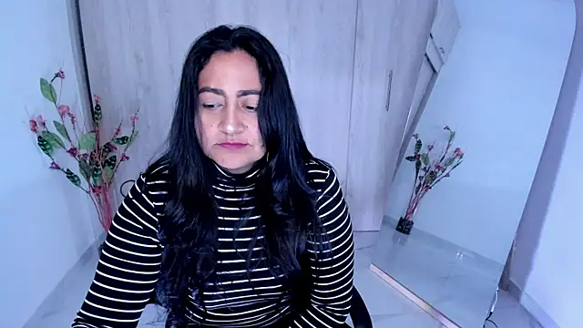 Adele Sweett online show from 07-31-26, 10:36