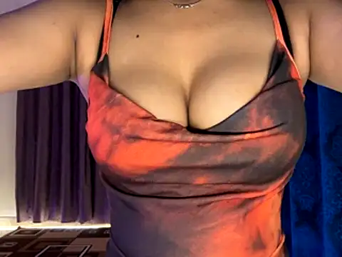 Snapshot of SEXY_JENNY_ chatting on 10-23-25, 03:11 SEXY JENNY online show from 10-23-25, 03:11