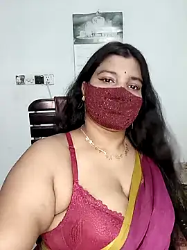 Hot-Angel  online show from 04-22-26, 07:37