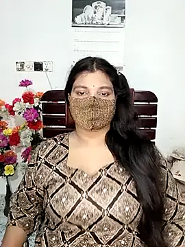 Hot-Angel  online show from 06-08-26, 02:39