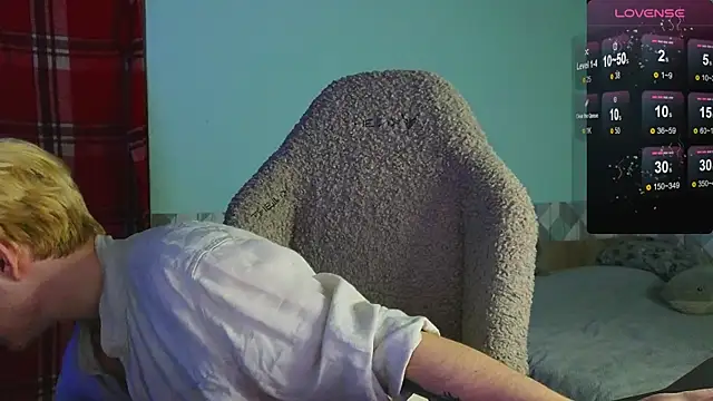 Snapshot of esajukyy chatting on 12-20-24, 02:05 esajukyy online show from 12-20-24, 02:05