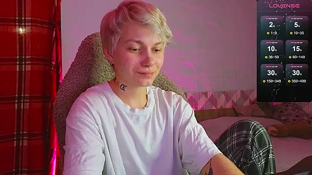 Snapshot of esajukyy chatting on 12-27-24, 11:50 esajukyy online show from 12-27-24, 11:50