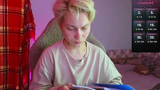 Snapshot of esajukyy chatting on 01-19-25, 11:56 esajukyy online show from 01-19-25, 11:56