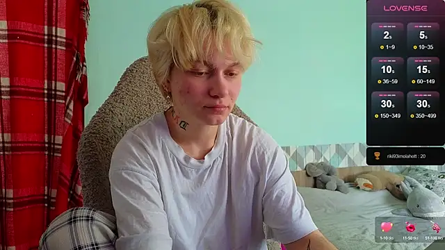 Snapshot of esajukyy chatting on 02-15-25, 08:22 esajukyy online show from 02-15-25, 08:22