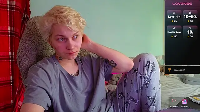 Snapshot of esajukyy chatting on 02-20-25, 10:05 esajukyy online show from 02-20-25, 10:05