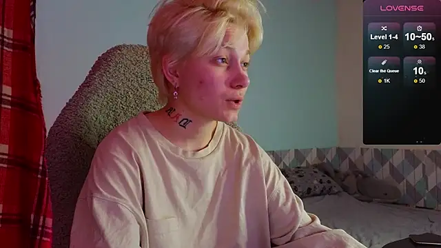 Snapshot of esajukyy chatting on 02-25-25, 03:27 esajukyy online show from 02-25-25, 03:27