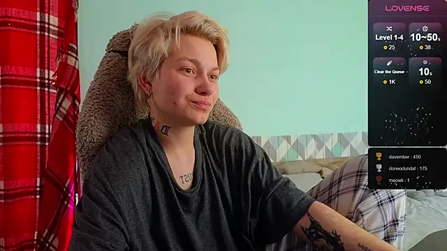 Snapshot of esajukyy chatting on 03-13-25, 07:42 esajukyy online show from 03-13-25, 07:42