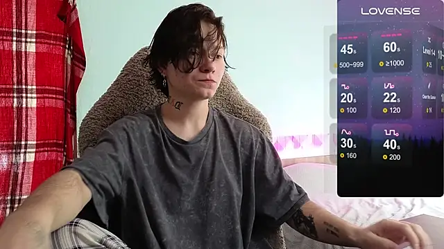 Snapshot of esajukyy chatting on 10-18-25, 08:15 esajukyy online show from 10-18-25, 08:15