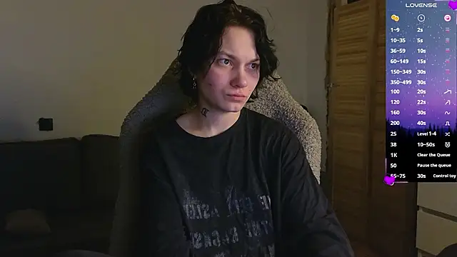 Snapshot of esajukyy chatting on 03-15-26, 03:29 esajukyy online show from 03-15-26, 03:29