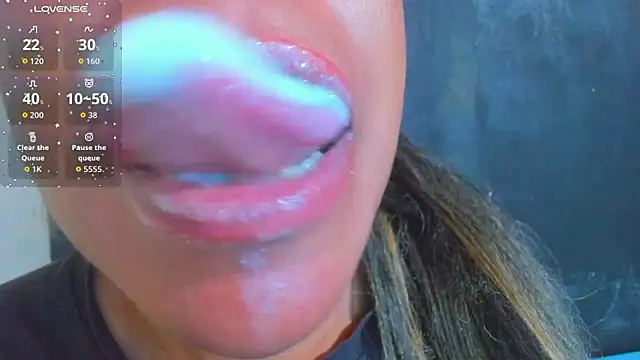 KamariaFyre online show from 11-21-25, 03:49