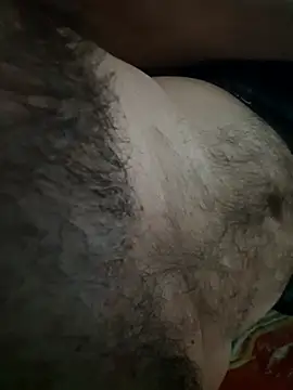 Snapshot of Cuming_Out chatting on 03-05-26, 02:18 Cuming Out online show from 03-05-26, 02:18