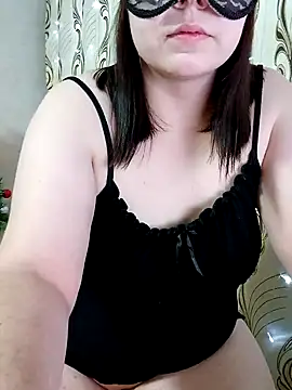 Snapshot of Miranda_Nancy chatting on 12-21-24, 04:57 Miranda Nancy online show from 12-21-24, 04:57