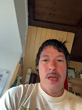 Snapshot of zenzero87 chatting on 03-05-25, 07:05 zenzero87 online show from 03-05-25, 07:05