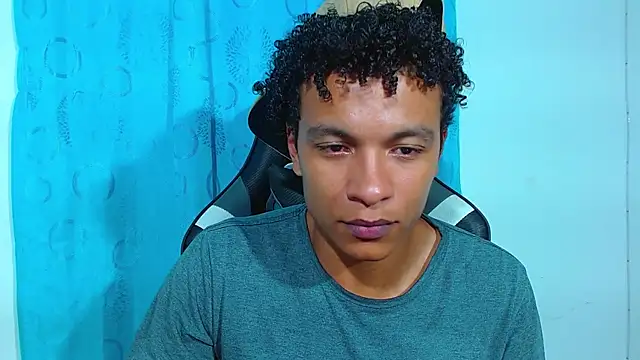 Snapshot of Black_Diamon_ chatting on 03-12-25, 07:57 Black Diamon online show from 03-12-25, 07:57