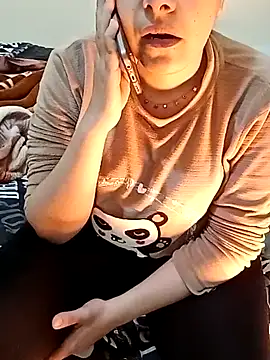 Snapshot of ShadiaStar chatting on 02-06-25, 11:54 ShadiaStar online show from 02-06-25, 11:54