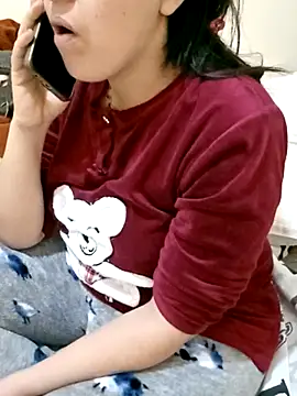 Snapshot of ShadiaStar chatting on 02-24-25, 01:53 ShadiaStar online show from 02-24-25, 01:53