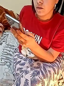 Snapshot of ShadiaStar chatting on 02-27-25, 01:16 ShadiaStar online show from 02-27-25, 01:16