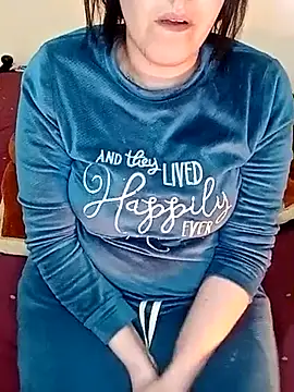 Snapshot of ShadiaStar chatting on 03-08-25, 08:57 ShadiaStar online show from 03-08-25, 08:57