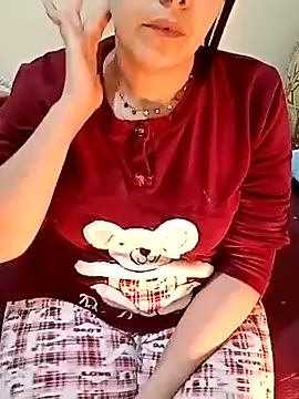 Snapshot of ShadiaStar chatting on 03-12-25, 07:28 ShadiaStar online show from 03-12-25, 07:28