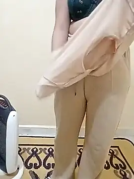 Snapshot of ShadiaStar chatting on 03-18-25, 04:47 ShadiaStar online show from 03-18-25, 04:47