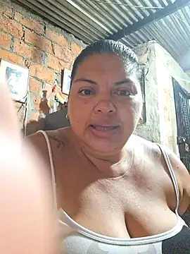 Snapshot of chubby_sexy_big_tits chatting on 02-27-25, 10:59 chubby sexy big tits online show from 02-27-25, 10:59