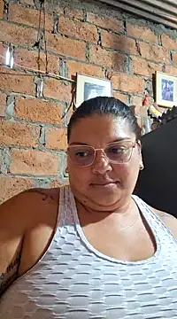 Snapshot of chubby_sexy_big_tits chatting on 03-04-25, 10:05 chubby sexy big tits online show from 03-04-25, 10:05