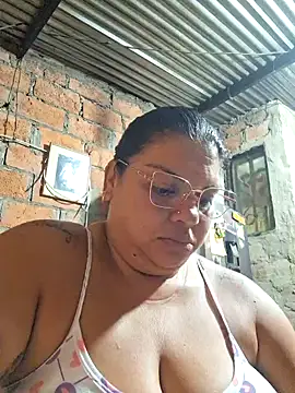 Snapshot of chubby_sexy_big_tits chatting on 03-06-25, 10:41 chubby sexy big tits online show from 03-06-25, 10:41