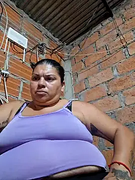 Snapshot of chubby_sexy_big_tits chatting on 03-08-25, 01:39 chubby sexy big tits online show from 03-08-25, 01:39