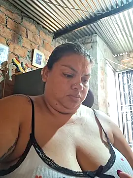 Snapshot of chubby_sexy_big_tits chatting on 09-18-25, 11:56 chubby sexy big tits online show from 09-18-25, 11:56