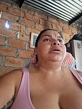 Snapshot of chubby_sexy_big_tits chatting on 09-21-25, 07:15 chubby sexy big tits online show from 09-21-25, 07:15