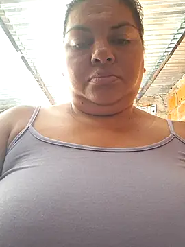 Snapshot of chubby_sexy_big_tits chatting on 09-26-25, 12:20 chubby sexy big tits online show from 09-26-25, 12:20