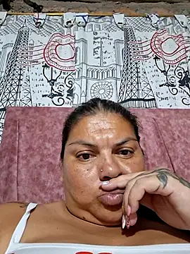 Snapshot of chubby_sexy_big_tits chatting on 09-27-25, 12:48 chubby sexy big tits online show from 09-27-25, 12:48