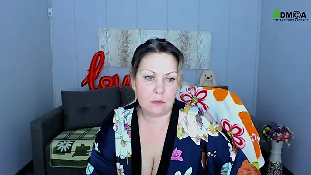 Snapshot of Milana_Blake chatting on 03-08-25, 03:06 Milana Blake online show from 03-08-25, 03:06