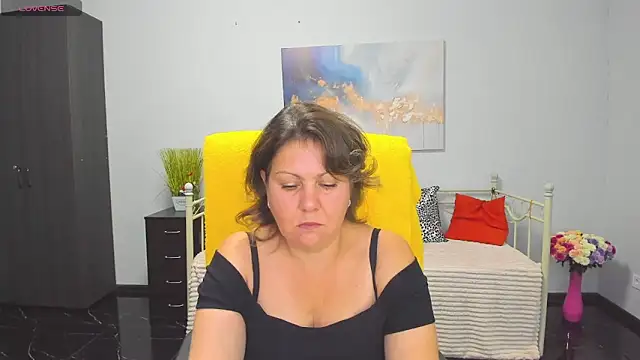 Snapshot of Milana_Blake chatting on 09-24-25, 12:30 Milana Blake online show from 09-24-25, 12:30