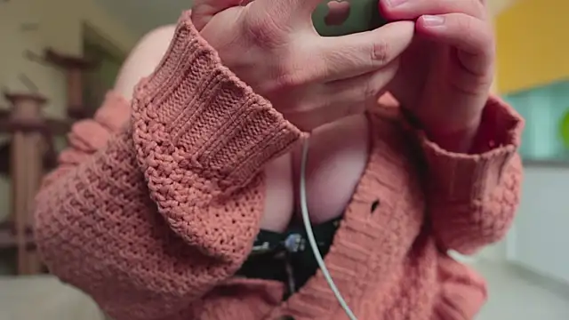 Snapshot of MissFreyaX chatting on 02-20-26, 08:16 MissFreyaX online show from 02-20-26, 08:16