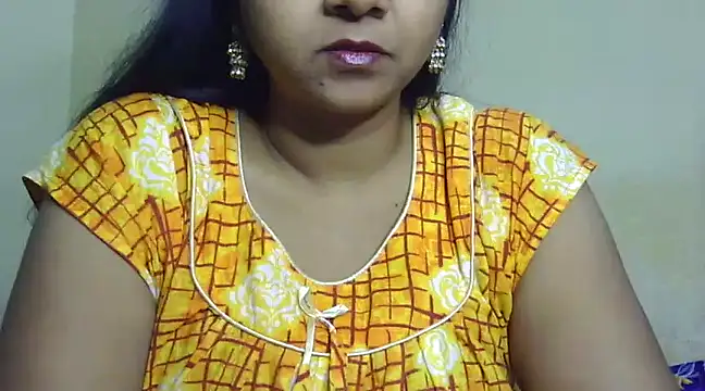 Snapshot of Suhana-sapna chatting on 02-14-25, 01:18 Suhana-sapna online show from 02-14-25, 01:18
