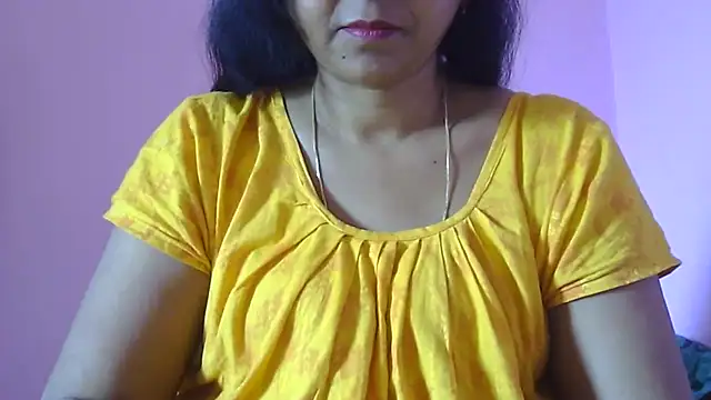 Snapshot of Suhana-sapna chatting on 02-20-26, 04:20 Suhana-sapna online show from 02-20-26, 04:20