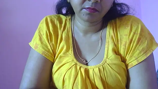 Snapshot of Suhana-sapna chatting on 03-21-26, 04:06 Suhana-sapna online show from 03-21-26, 04:06