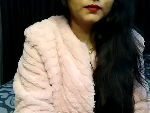 Snapshot of Hritvika chatting on 12-16-25, 02:11 Hritvika online show from 12-16-25, 02:11