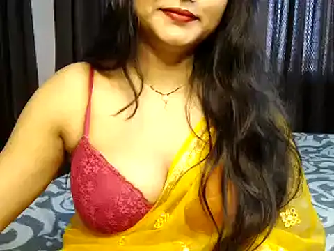Snapshot of Hritvika chatting on 12-18-25, 04:51 Hritvika online show from 12-18-25, 04:51