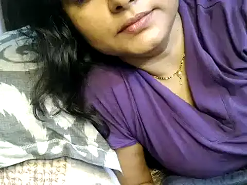 Snapshot of Hritvika chatting on 02-26-26, 06:51 Hritvika online show from 02-26-26, 06:51