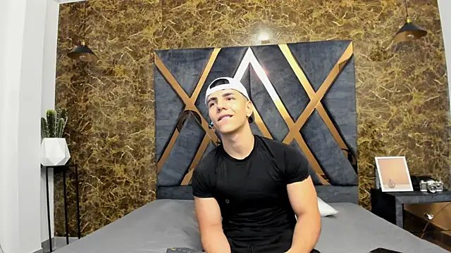 Flynn Riider online show from 01-15-25, 11:32